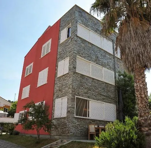 Ksenija דירה Palit